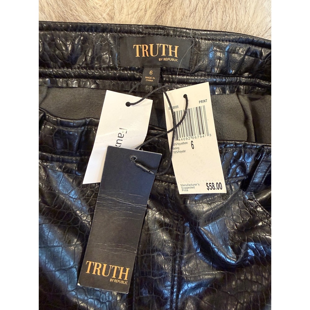 Truth by Republic Black Faux Leather Croc Embossed Midi Skirt, Size 6 NWT - Picture 5 of 5